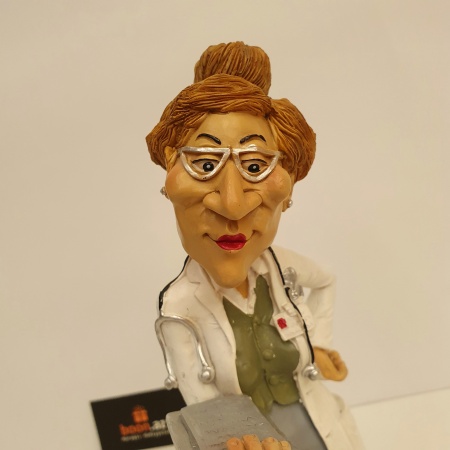 Фигурка "Терапевт"